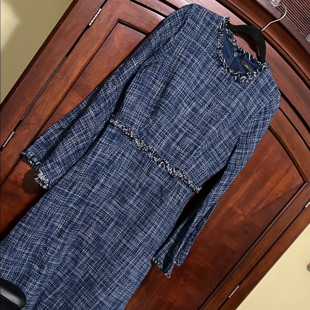 BCBGMaxAzria Navy Long Sleeve Tweed Dress Size 6